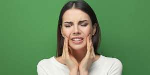 5 Tips Jaga Kesehatan Gigi Sensitif