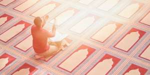 Riska: Mengembalikan Masjid Sebagai Sentra Kejayaan Umat Islam