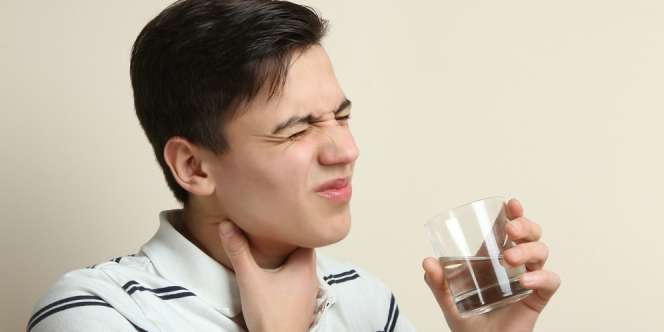 Jangan Sepelekan! Kenali Penyebab Tenggorokan Kering