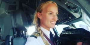 Foto Perjalanan Pilot Cantik Ini Bikin Heboh, Apa Sebabnya?