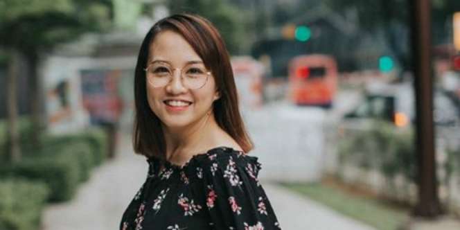 Cerita Menggetarkan Vokalis Cantik Peluk Islam