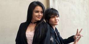 Jadi DJ, Mitha 'The Virgin' Didukung Ahmad Dhani