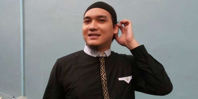 Hijrah, Egi John Buka Bisnis Kuliner 