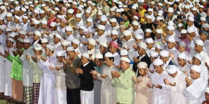 Imam Tak Berqunut Subuh tapi Makmun Membacanya, Sahkah?