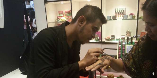 Ledakan Tren `White Henna` di 2018