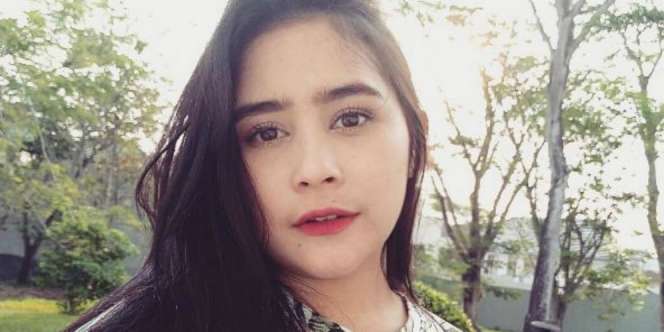 Prilly Dapat Hadiah Kinderjoy, Isinya Bikin Meleleh