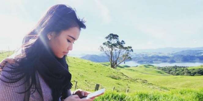 Unggah Foto Sebelum Syuting, Lihat Pose Ayu Ting Ting