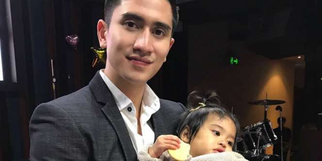 So Sweet, Putri Angkat Venna Melinda Sangat Dimanja Verrel