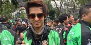 Kisah Mantan Personel Boy Band yang Jadi Driver Ojek Online