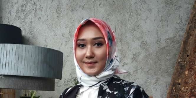Dian Pelangi Nyaman Banget dengan Barli Asmara
