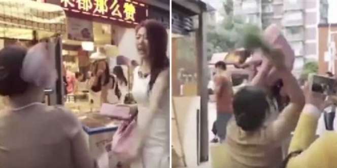 Serobot Antrean Emak-emak, Wanita Cantik Ditampar Sayuran