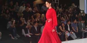 Dua Desainer Negeri Ginseng 'Gebrak' JFW 2018