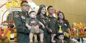 Kerennya Ulang Tahun Gaya Army Putra Anang-Ashanty