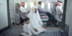 Kisah 'Mushola Terbang' di Pesawat Umroh Arab Saudi