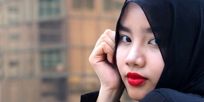 Hati-Hati! Tester Lipstik Bisa Tularkan Virus Herpes?