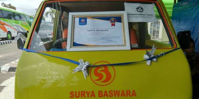 Siswa SMK Bikin Ambulans Bertenaga Surya