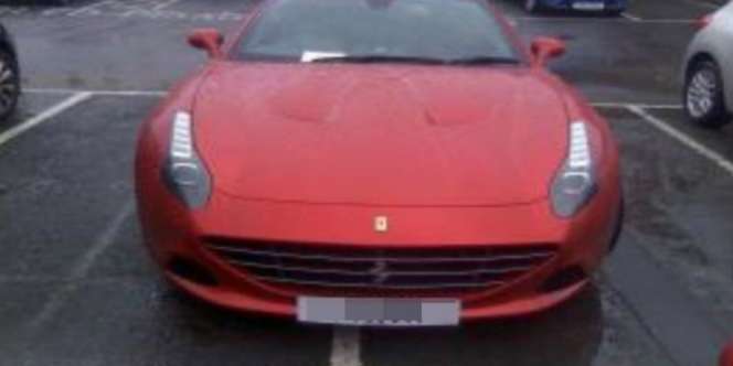 Juragan Sosis Ngamuk Gara-gara Ditilang, Lihat Cara Parkirnya