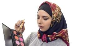 Pilihan Riasan Mata Buat Hijaber yang Baru Belajar 'Makeup'