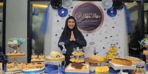 Setelah Surabaya, Oki Setiana Dewi Jualan Kue di Medan