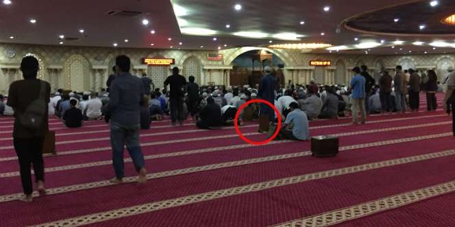 Pasang Sutrah Biar Saat Sholat Tak Dilintasi, Ini Kata Ulama