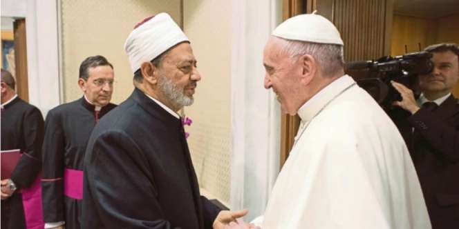 Imam Besar Al Azhar-Paus Fransiskus Sepakat Perangi Terorisme