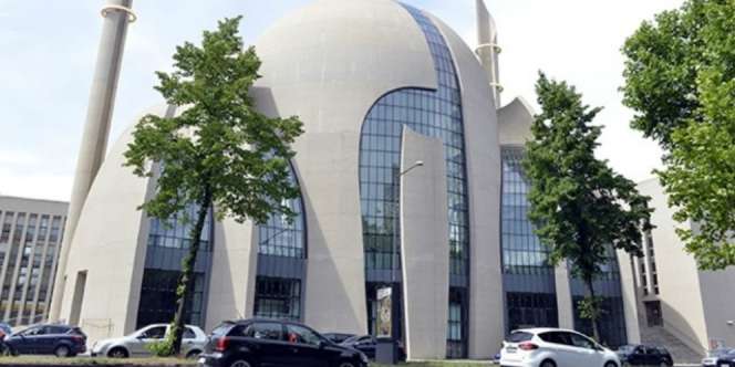 Allahu Akbar, Masjid Canggih di Markas Klub Bayern Munchen