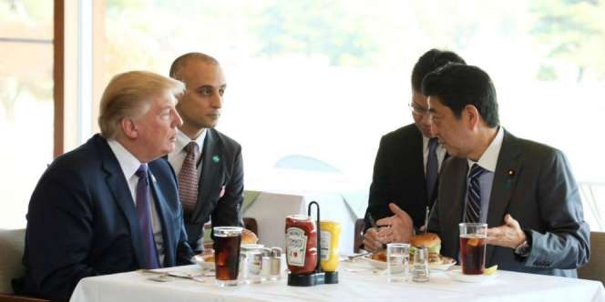 Donald Trump Disuguhi Menu Kecap 360 Tahun