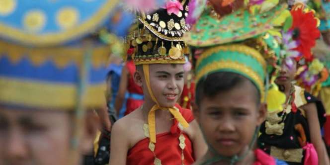 Begini Potret Kemeriahan Festival Wakatobi Wave 2017