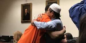 Mengharukan, Seorang Ayah Muslim Maafkan Pembunuh Putranya