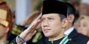Pesona Agus Yudhoyono Berbaju Adat Aceh