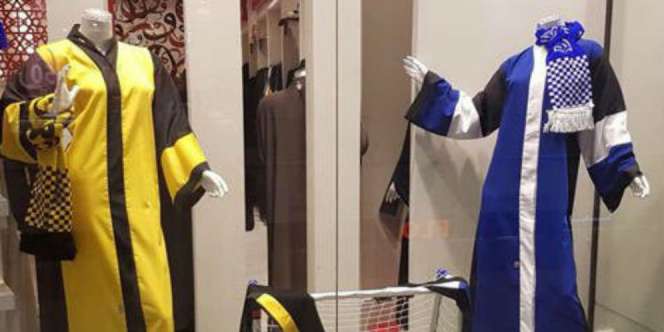 Pertama Kali! Wanita Saudi Boleh Pakai Abaya Tim Bola Favorit