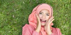 8 Manfaat Ajaib Kurma untuk Kesehatan Rambut dan Wajah