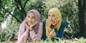 8 Tips Murah Meriah yang Bantu Cerahkan Wajah