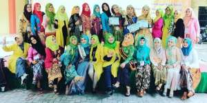 Hijabee Gresik: Berbagi Rezeki dan Ilmu di Hari Jadi Kedua