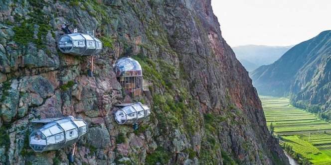 Melihat Hotel Gantung Tertinggi Sedunia yang Ada di Purwakarta