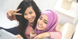 Meniru Cara Tampil Lebih Percaya Diri Ala Instagirl