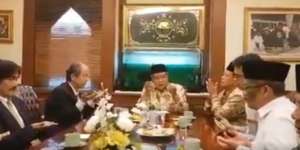 Warga Jepang Ucapkan Syahadat di PBNU