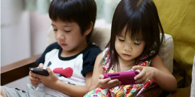 Beri Izin Si Kecil Bermain Gadget, Asalkan...