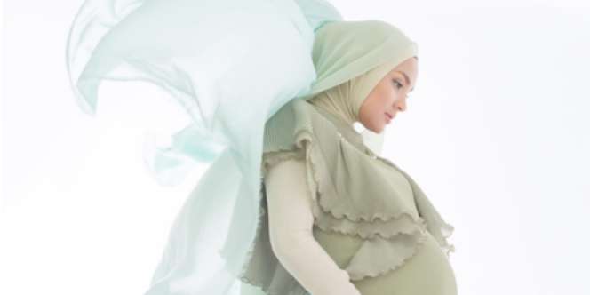 Jalani Maternity Shoot, Wajib Tahu Pose 'Cetar' Saat Hamil