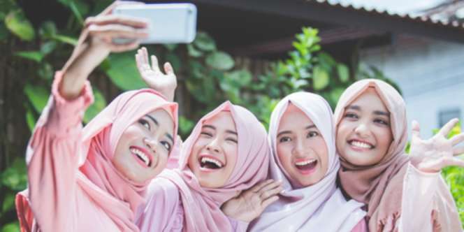 6 Bahan 'Receh' yang Membantu Memutihkan Gigi