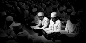 OJK Ajak Pesantren Kembangkan Bank Wakaf Syariah