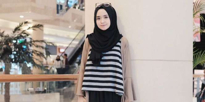 Dini Anggraeni: Gaya Busana Santai dan Sopan untuk Weekend