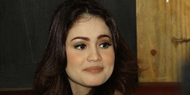 Jennifer Dunn Akui Sudah Menikah Siri dengan Faisal Haris?