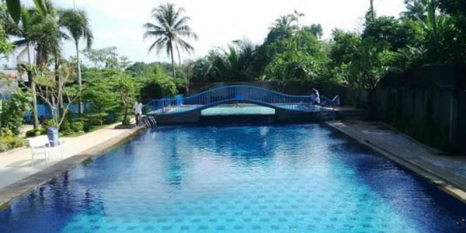 Tak Jauh dari Jakarta, Ada Kolam Renang Kece Favorit Muslimah