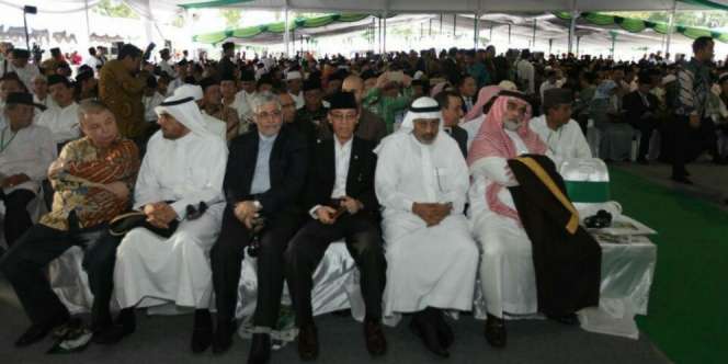 Dubes Iran dan Arab Saudi Duduk Berdekatan di Munas NU