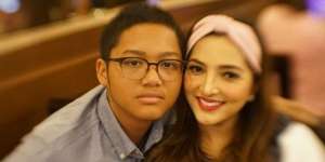 Bikin Sosmed Geger, Azriel Sebut Ashanty Tak Tergantikan