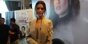 Beban Raisa Isi Lagu `Ayat-Ayat Cinta 2`