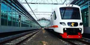 Menjajal Kereta Bandara, Keren Lho!