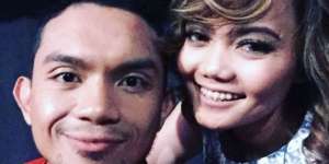 Fakhrul Razi Ungkap Kehidupan Rina Nose Setelah Lepas Hijab