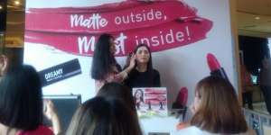 Tahun Depan, Makeup Natural Bakalan Jadi Tren